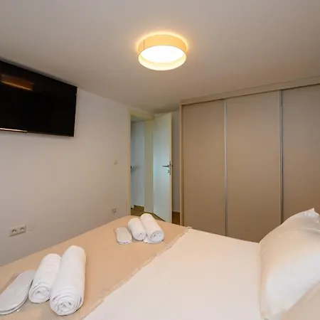 Seafront Why Not Apartman Klek