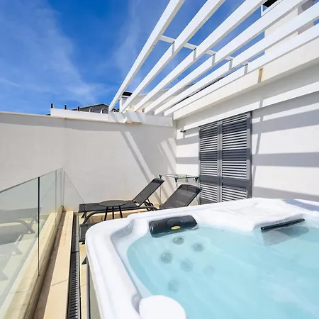 Seafront Why Not Apartman